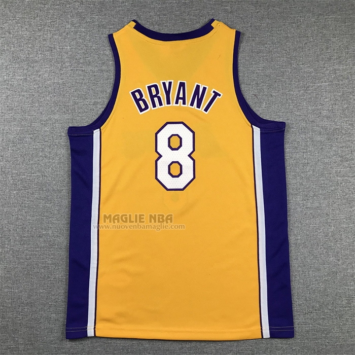 Maglia
 Kobe Bryant NO 8 Bambino
 Los Angeles Lakers Mitchell & Ness 1999-00 Giallo
